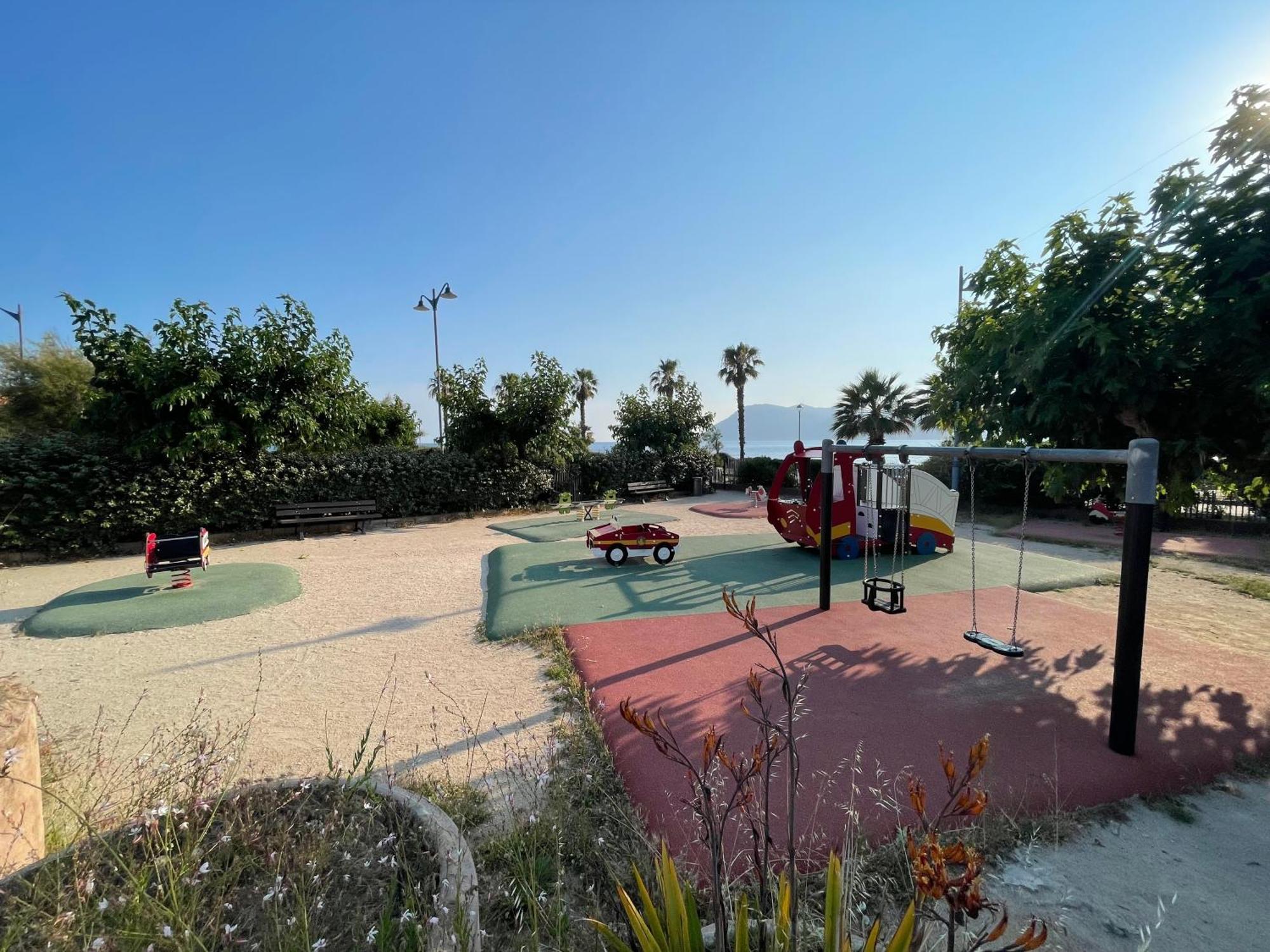 Superbe Studio Avec Terrasse Proximite Plage Saint-Mandrier-sur-Mer Bagian luar foto